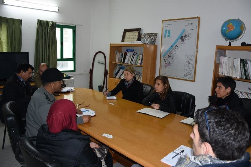 العمل الزراعي يستقبل وفدا من مؤسسة أطباء العالم فرنسا في مقره بغزة